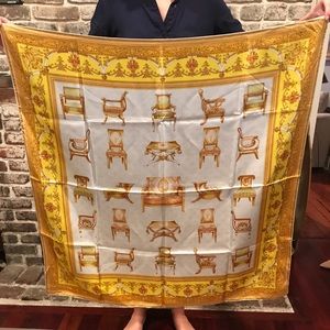 Gucci Antiques Printed Silk Scarf